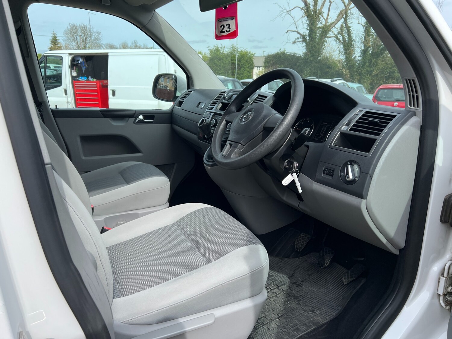 Used Volkswagen Transporter Shuttle 2013 for sale - 78176601: Photo 19