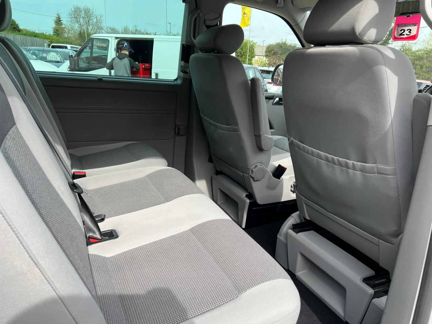 Used Volkswagen Transporter Shuttle 2013 for sale - 78176601: Photo 32