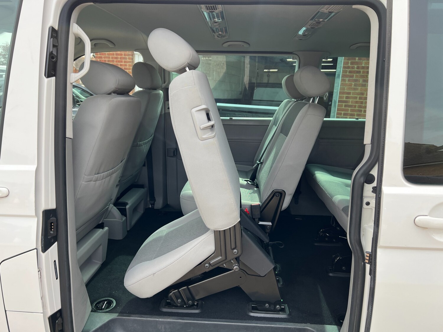 Used Volkswagen Transporter Shuttle 2013 for sale - 78176601: Photo 36