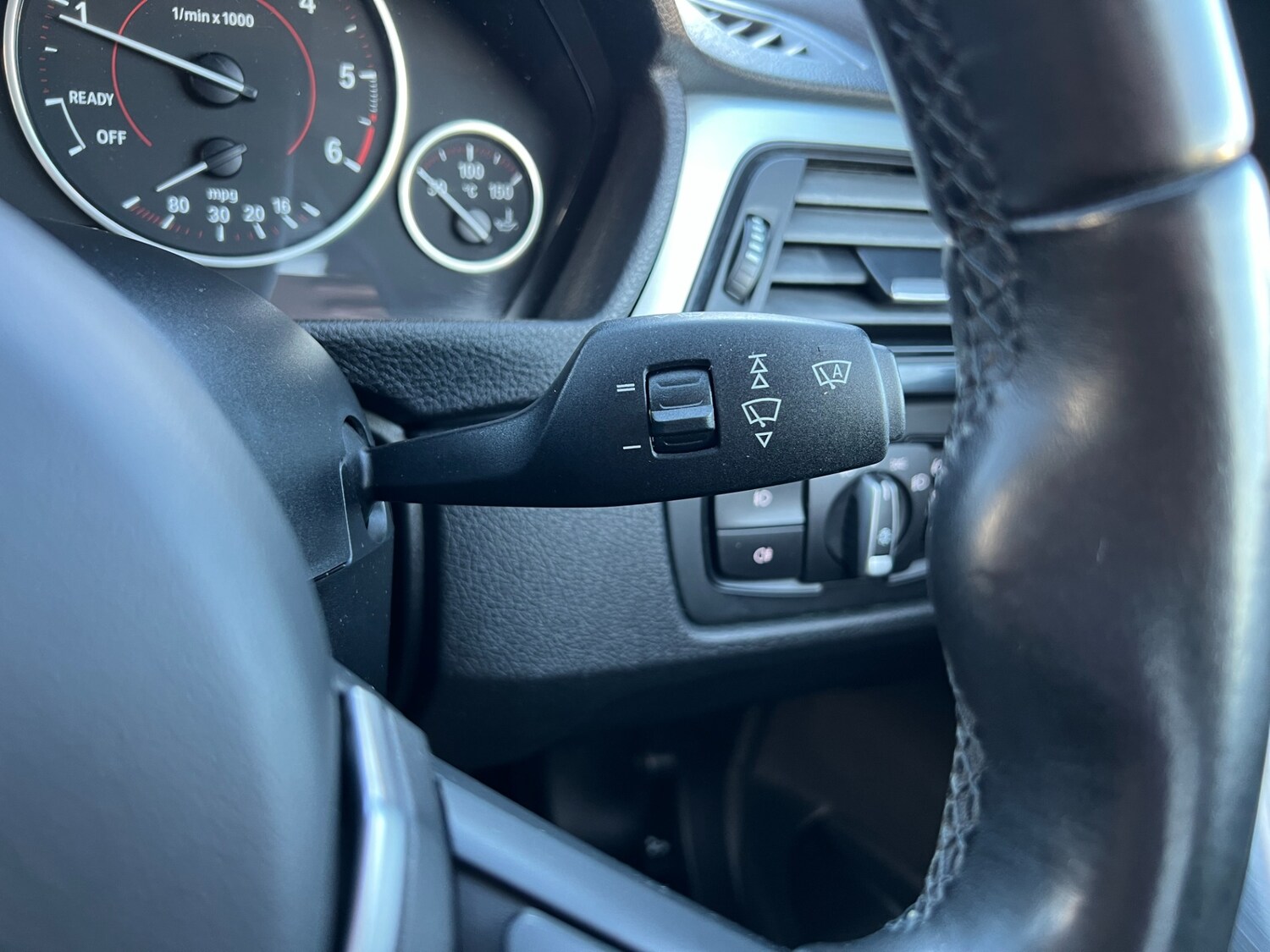 Used BMW 3 Series 2012 for sale - 76696231: Photo 28