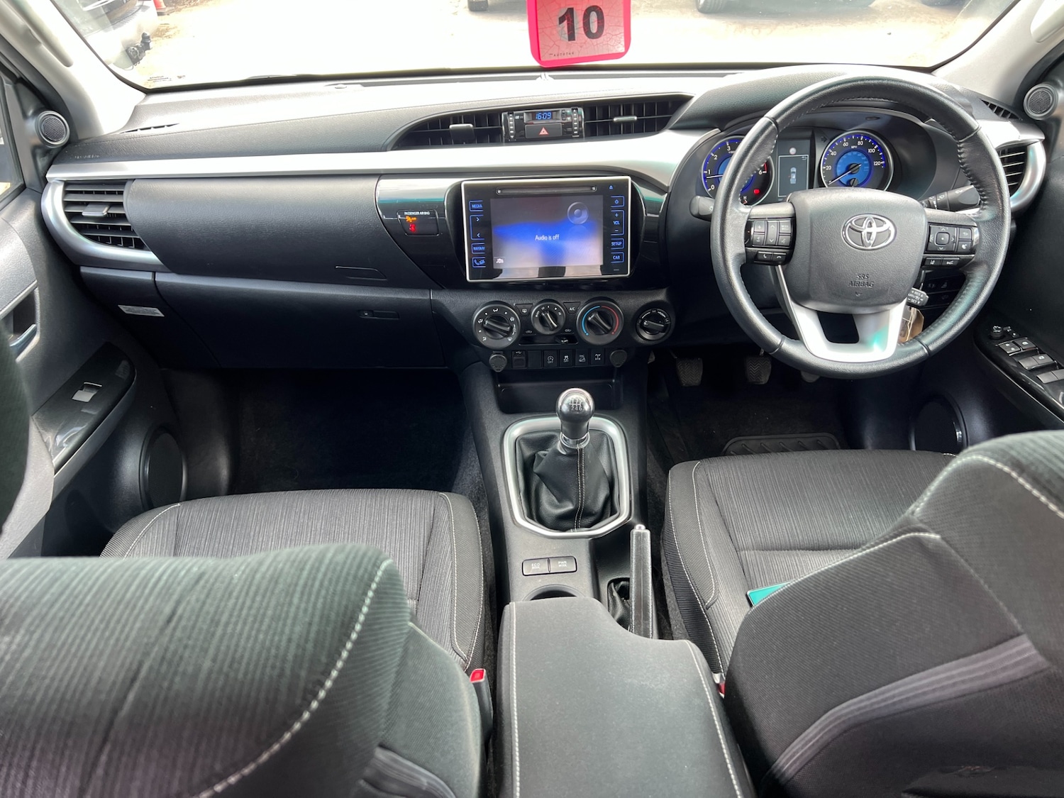 Used Toyota Hilux 2020 for sale - 77058693: Photo 14