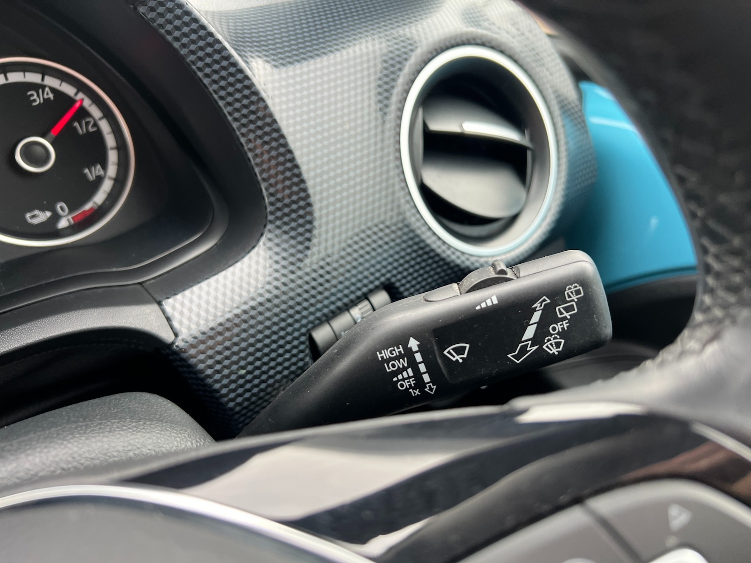 Used Volkswagen up! 2022 for sale - 76736097: Photo 25