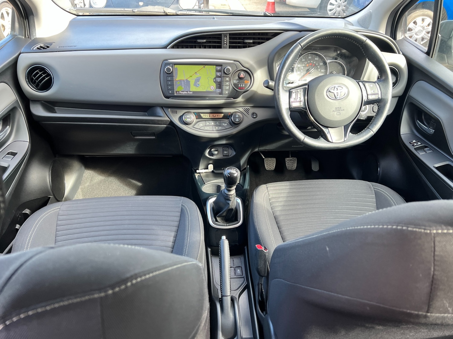 Used Toyota Yaris 2016 for sale - 78042964: Photo 14