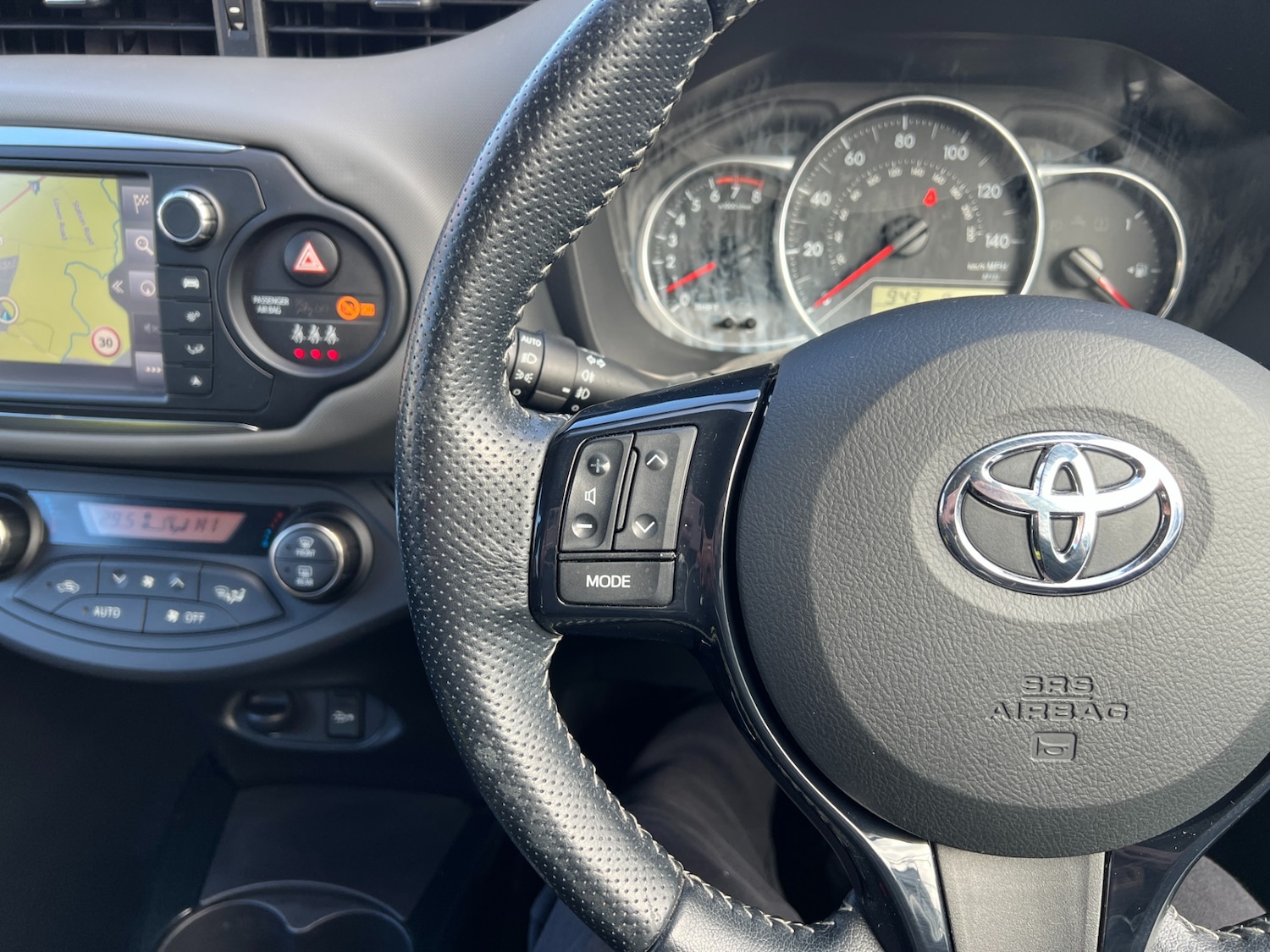 Used Toyota Yaris 2016 for sale - 78042964: Photo 25