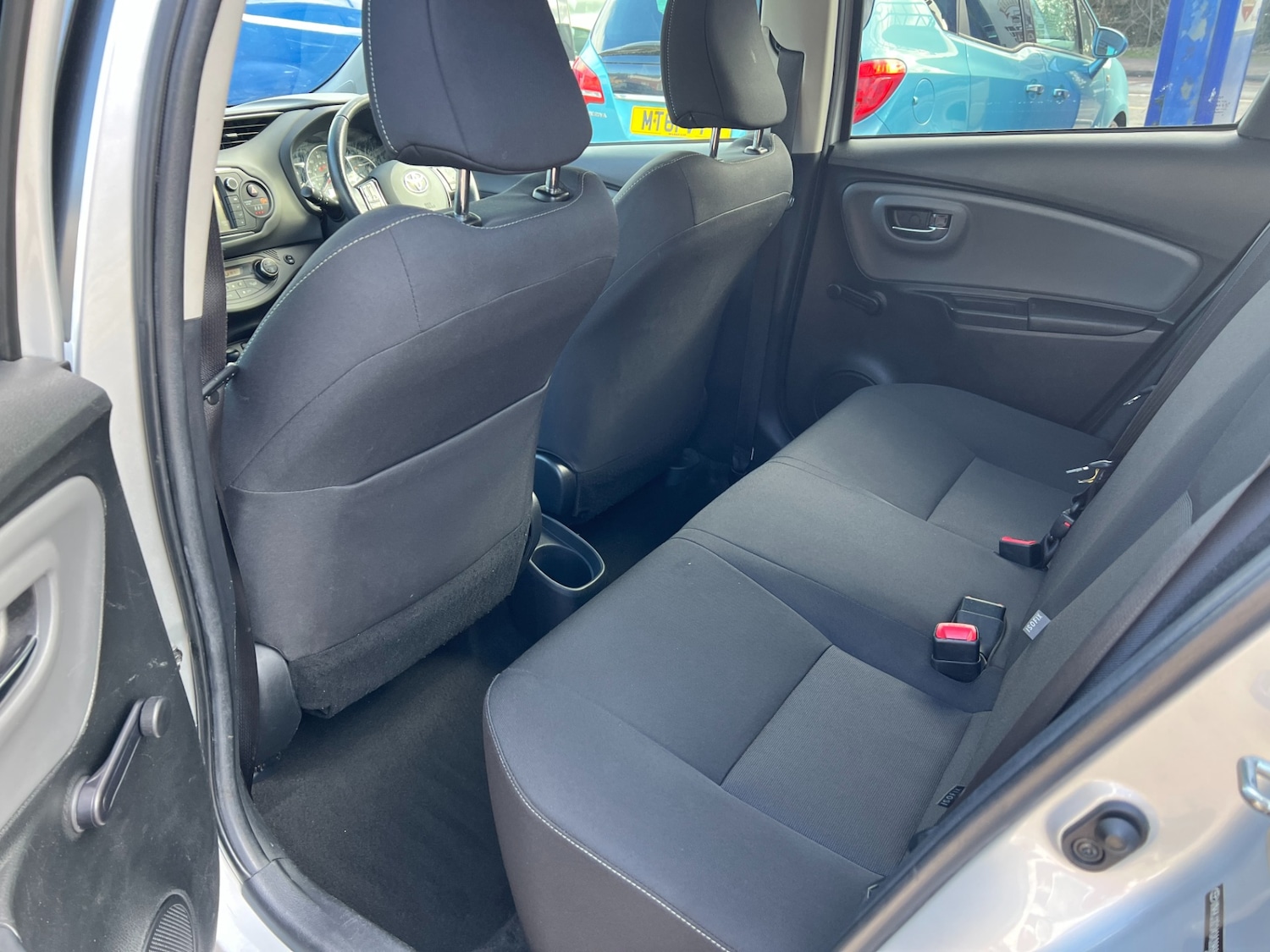 Used Toyota Yaris 2016 for sale - 78042964: Photo 35