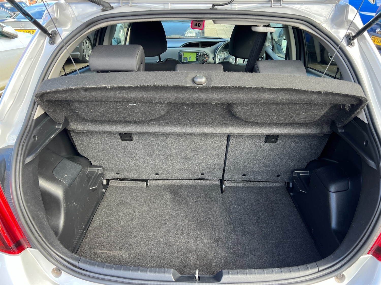 Used Toyota Yaris 2016 for sale - 78042964: Photo 40