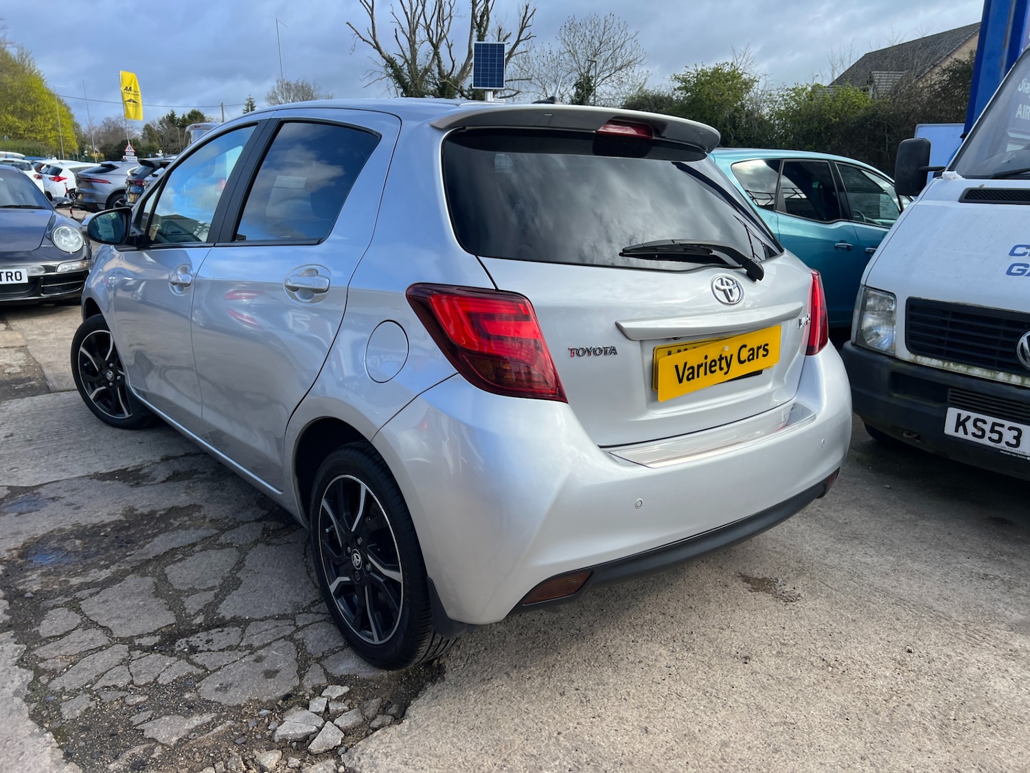 Used Toyota Yaris 2016 for sale - 78042964: Photo 5