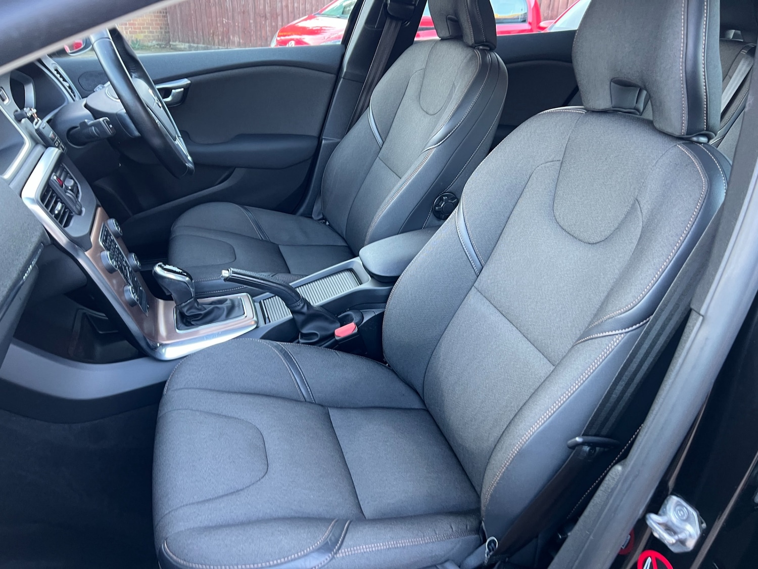 Used Volvo V40 2016 for sale - 77702807: Photo 12