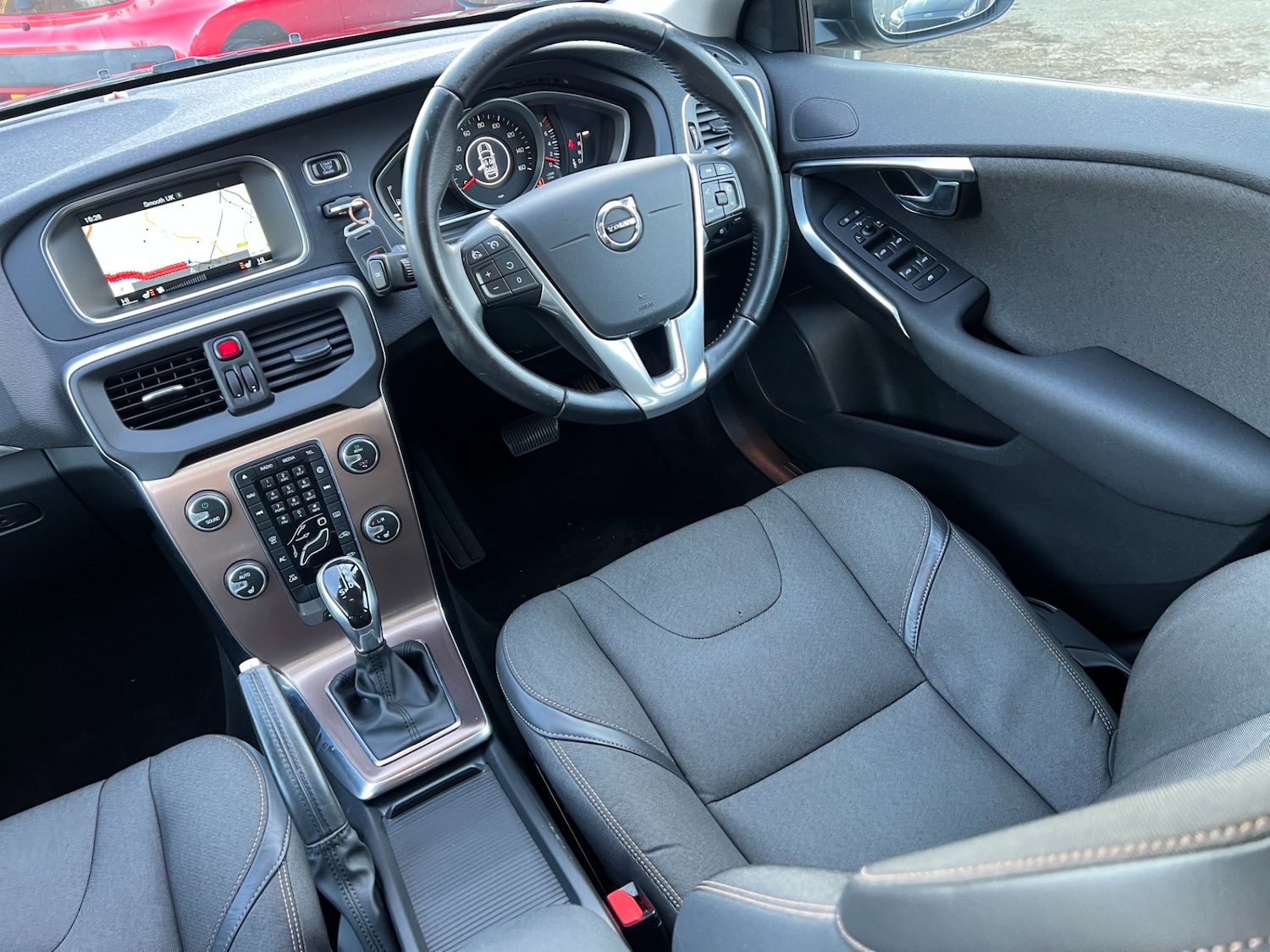 Used Volvo V40 2016 for sale - 77702807: Photo 15