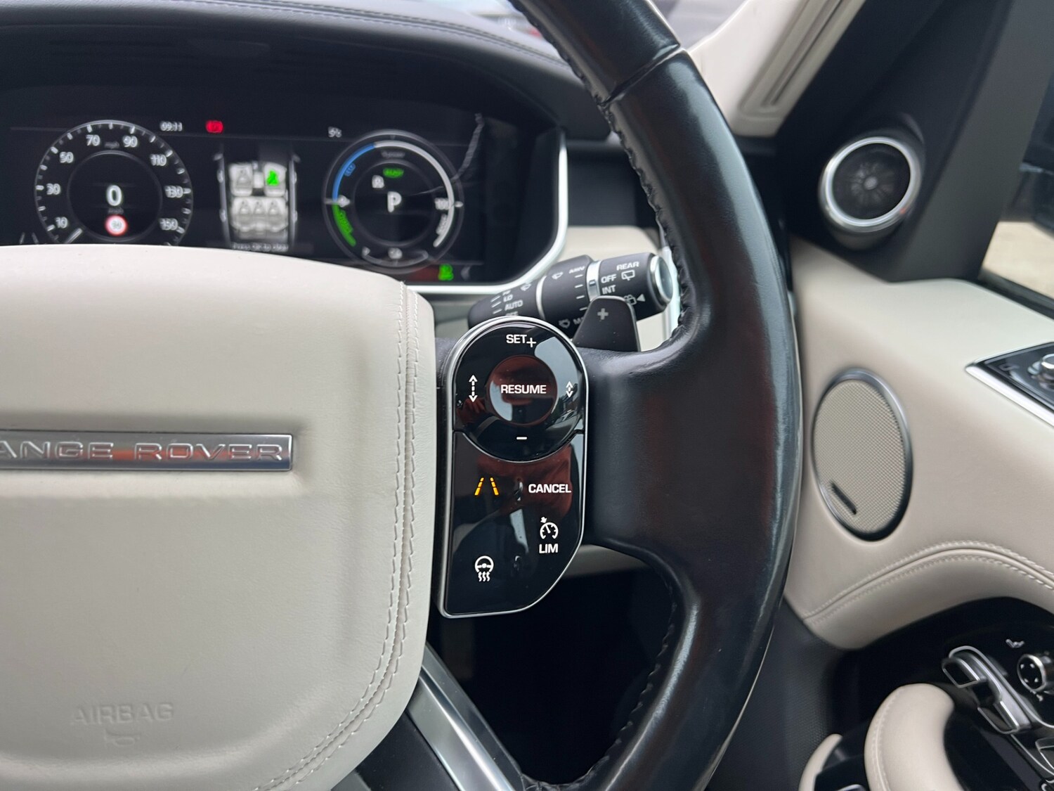 Used Land Rover Range Rover 2018 for sale - 76298910: Photo 27