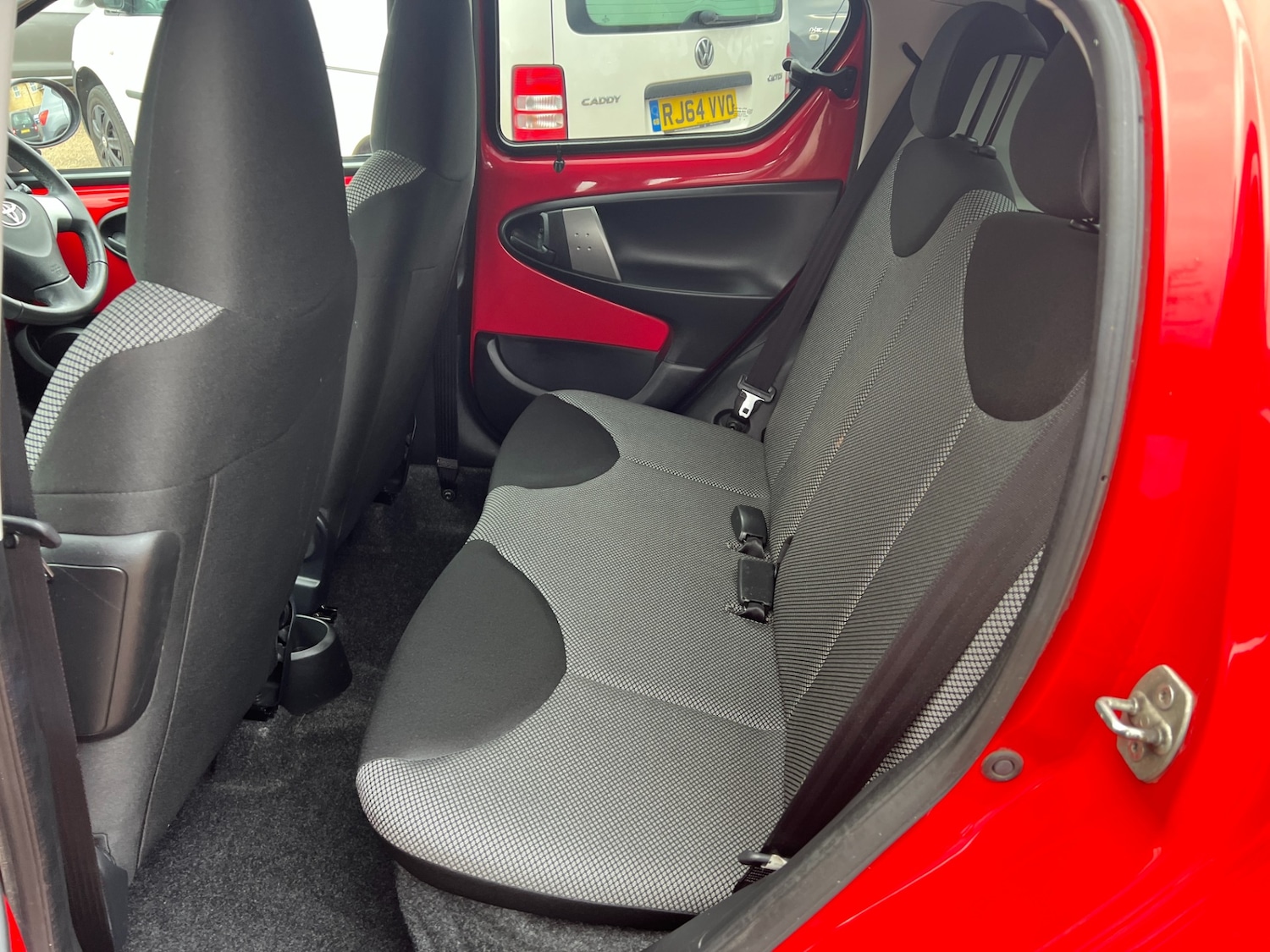 Used Toyota AYGO 2013 for sale - 76521198: Photo 34