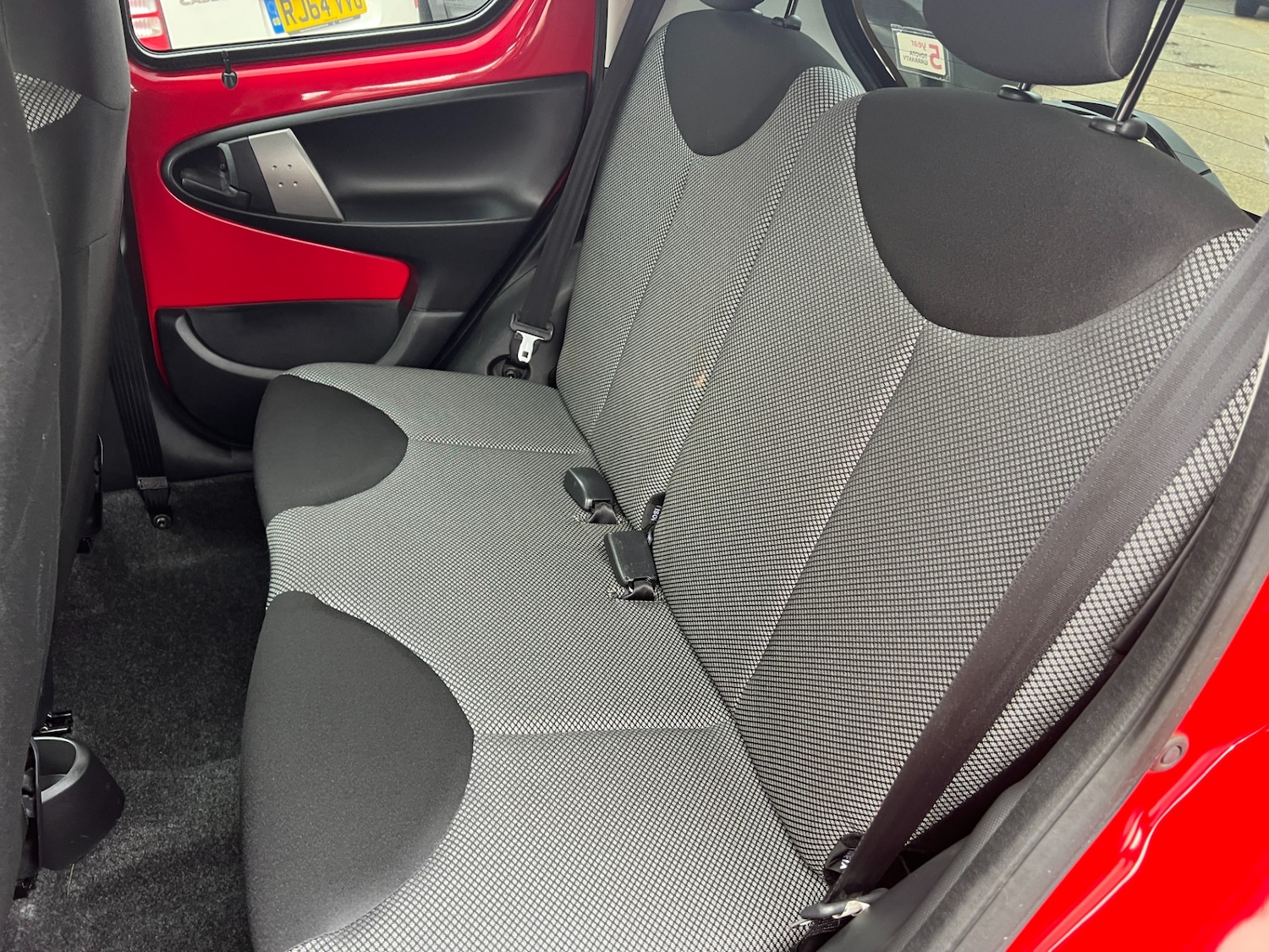 Used Toyota AYGO 2013 for sale - 76521198: Photo 35