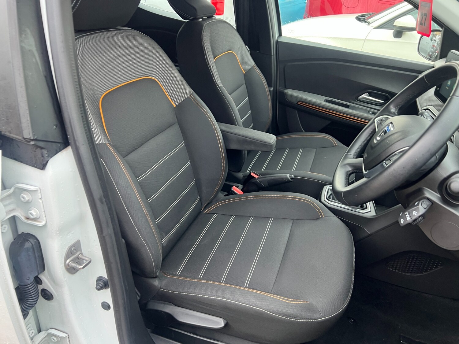 Used Dacia Sandero Stepway 2022 for sale - 77996985: Photo 31