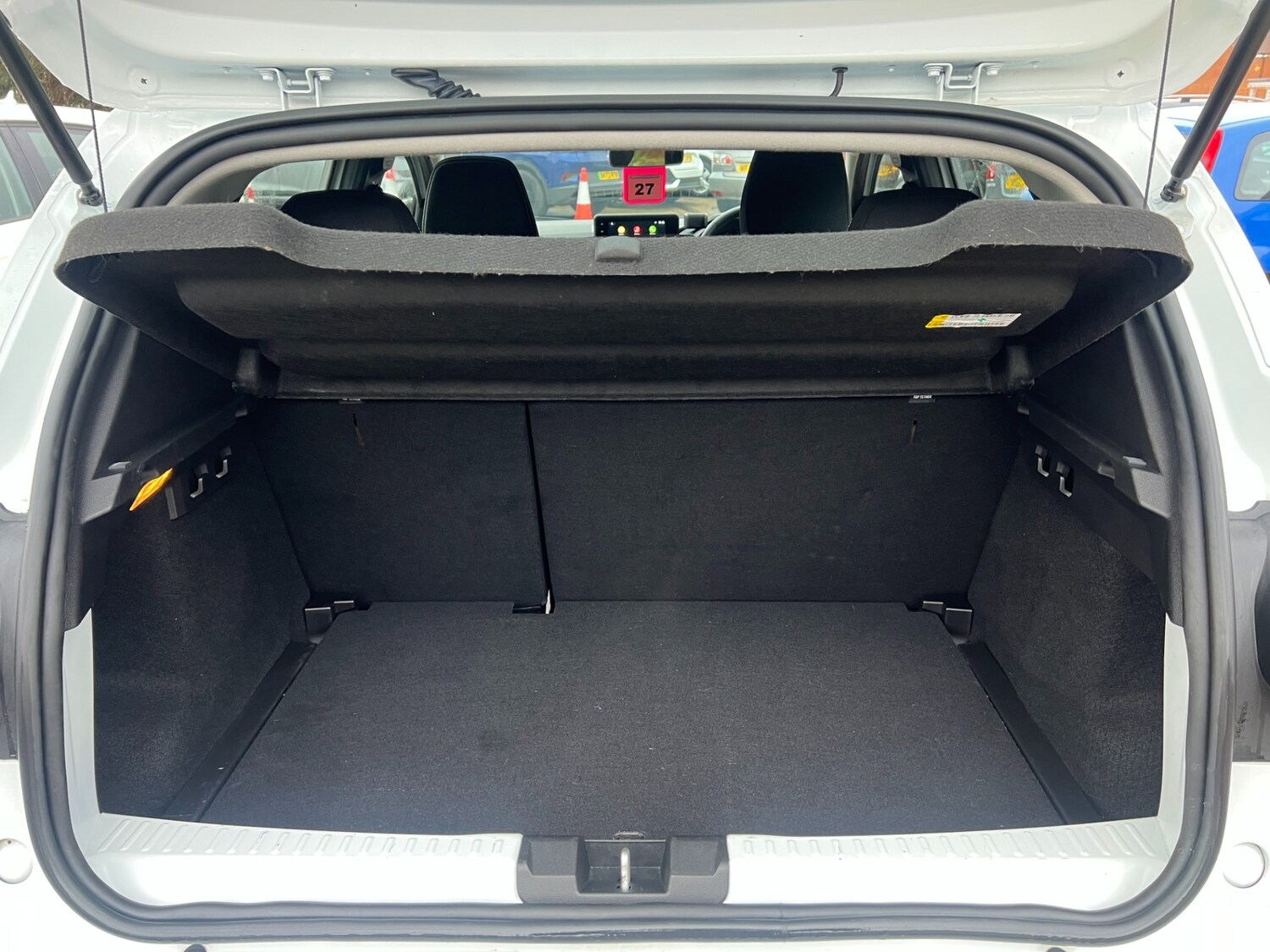 Used Dacia Sandero Stepway 2022 for sale - 77996985: Photo 38