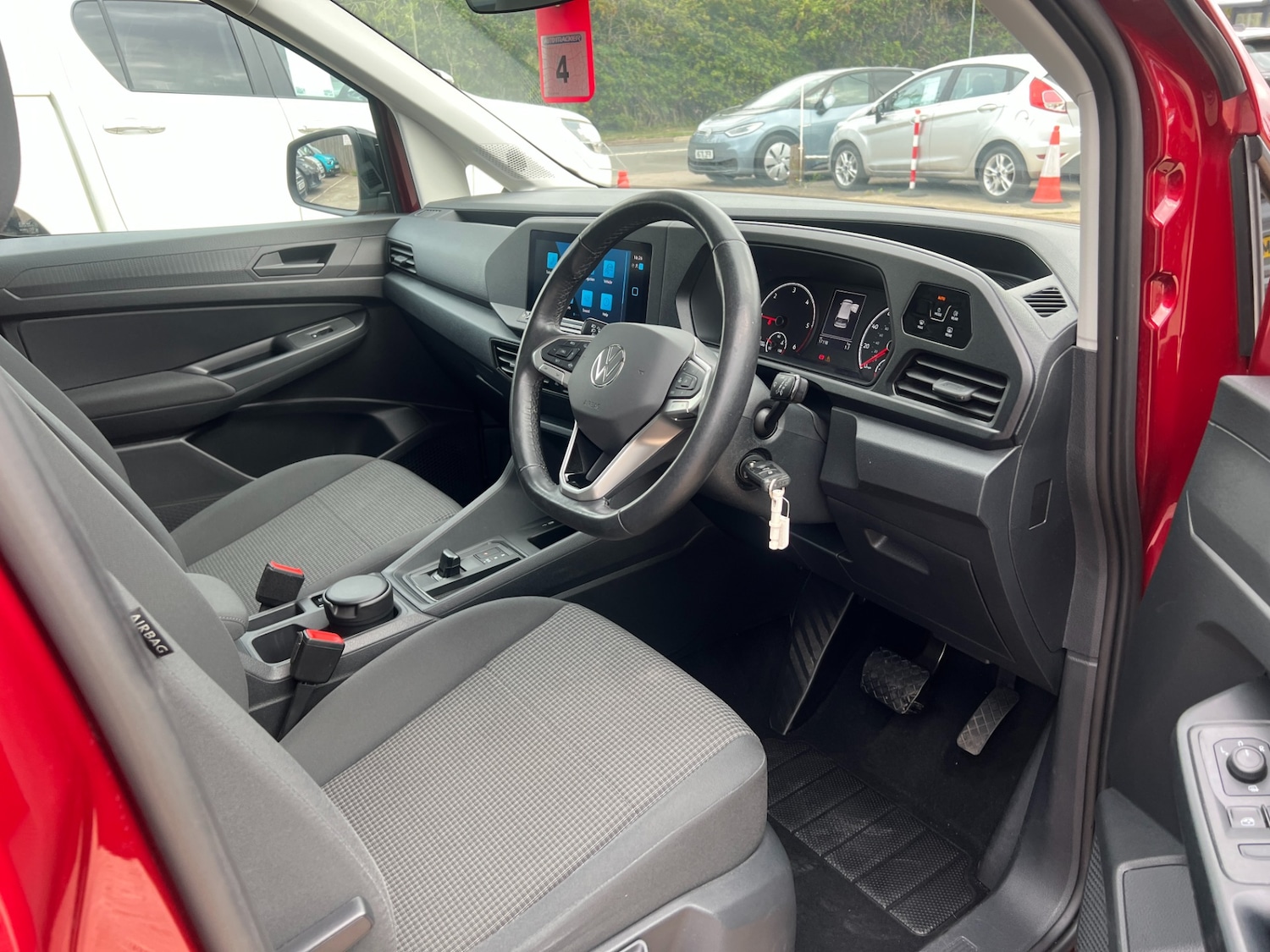 Used Volkswagen Caddy California Maxi 2022 for sale - 76382697: Photo 32