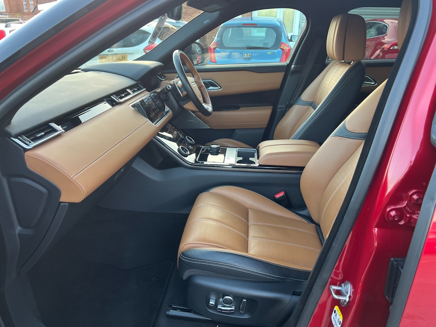 Used Land Rover Range Rover Velar 2019 for sale - 77337855: Photo 14