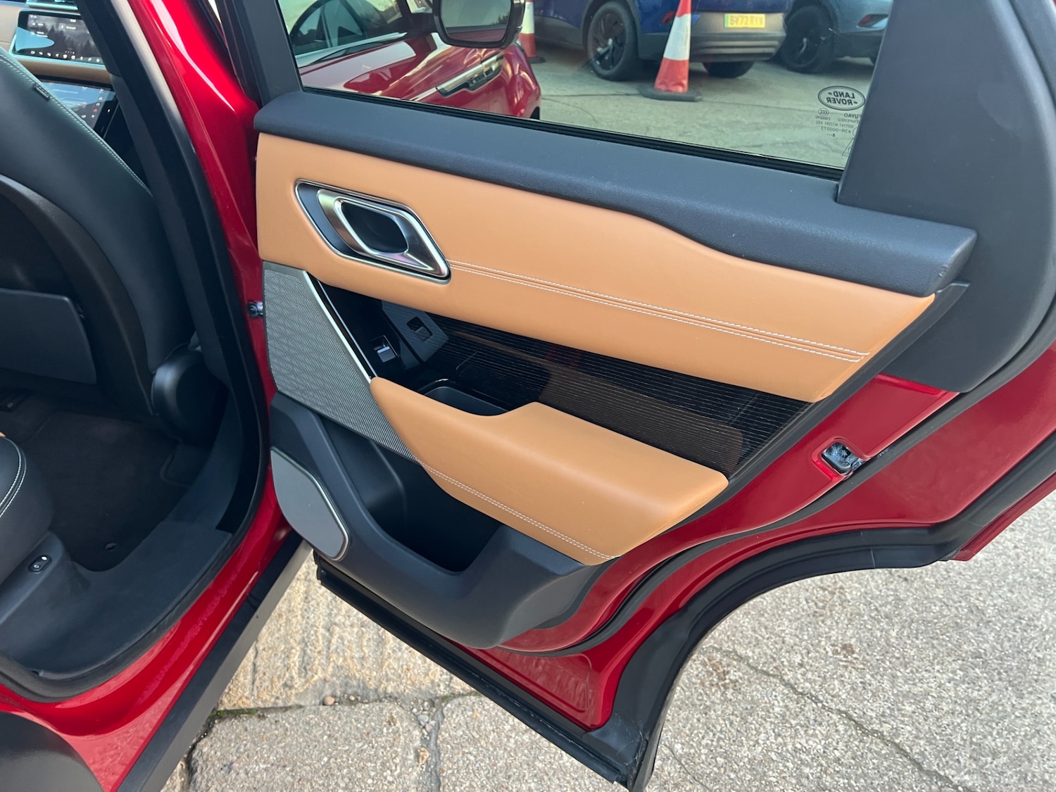 Used Land Rover Range Rover Velar 2019 for sale - 77337855: Photo 42