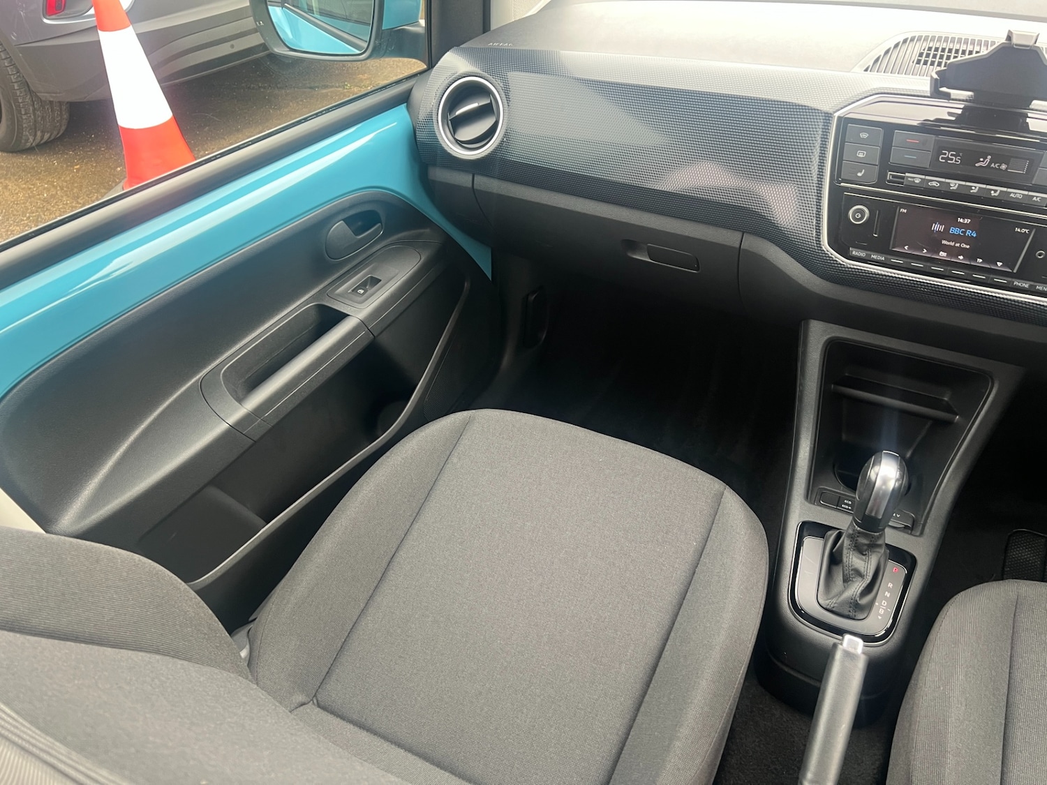 Used Volkswagen up! 2022 for sale - 77998314: Photo 16