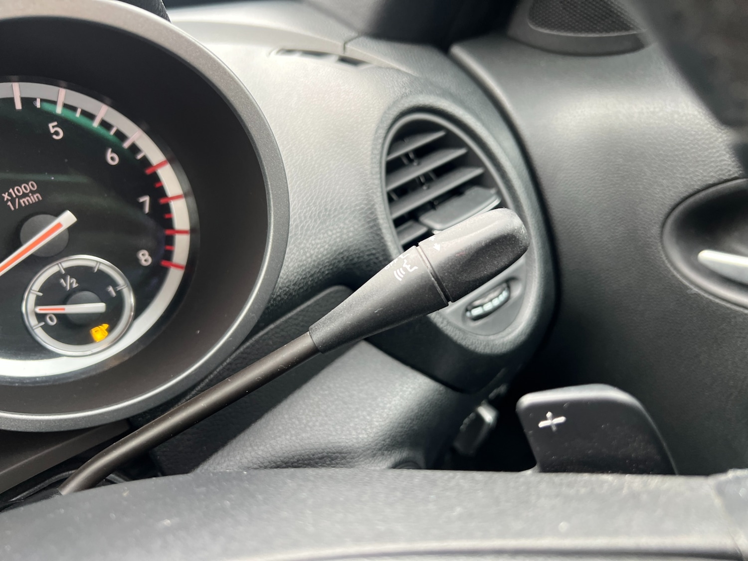 Used Mercedes-Benz SLK 2010 for sale - 76352177: Photo 24