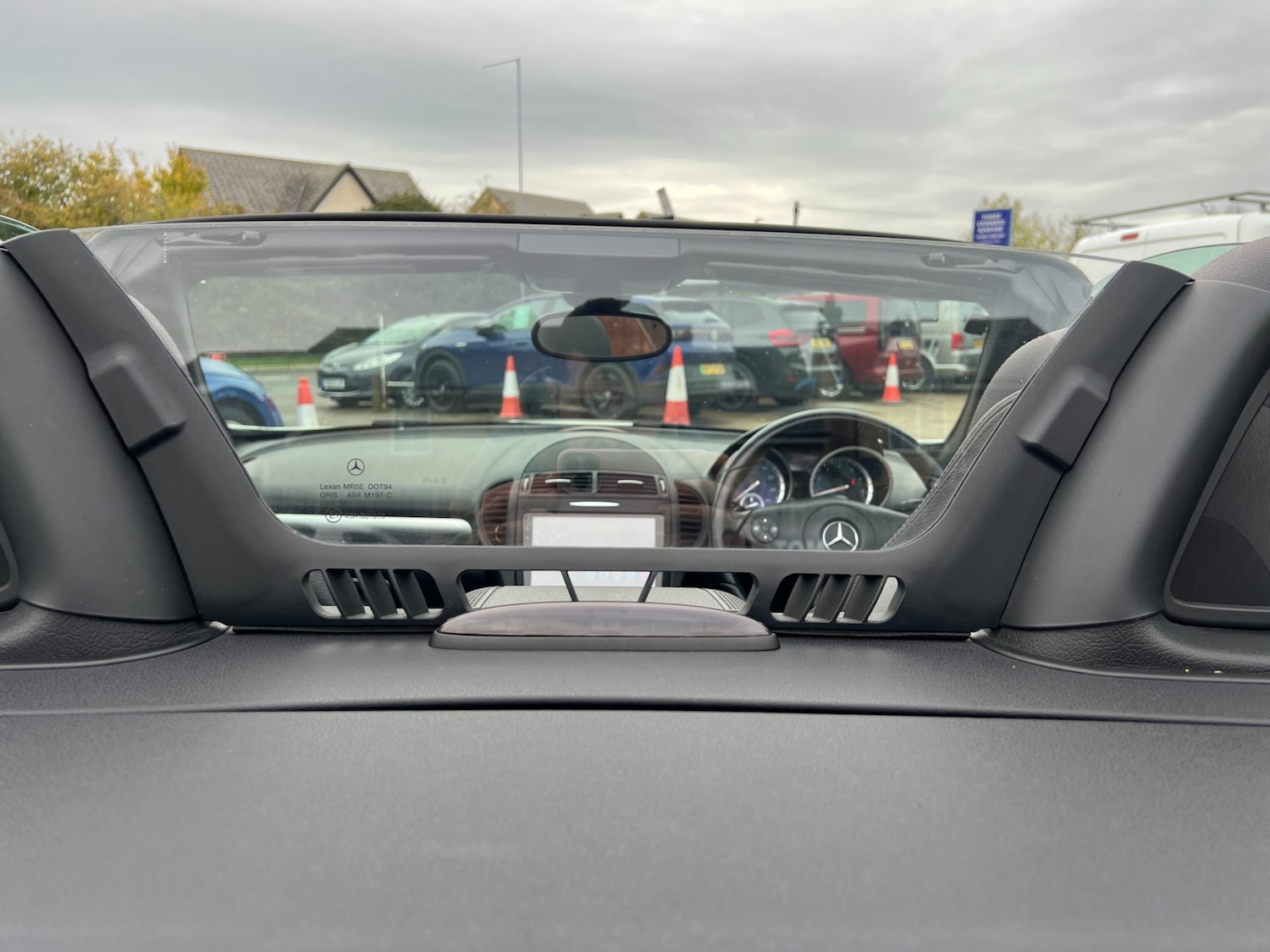 Used Mercedes-Benz SLK 2010 for sale - 76352177: Photo 38