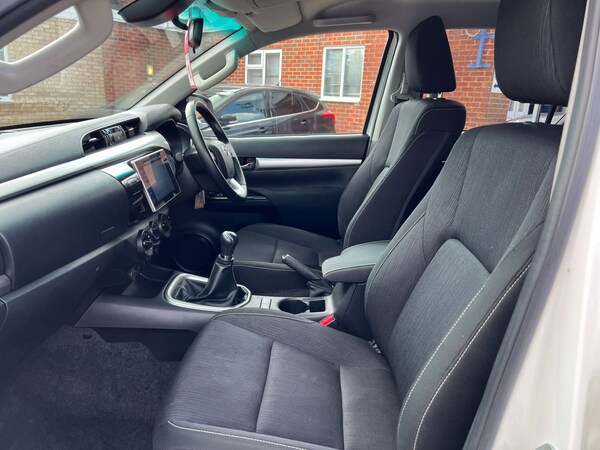 Used Toyota Hilux 2020 for sale - 74718967: Photo 12