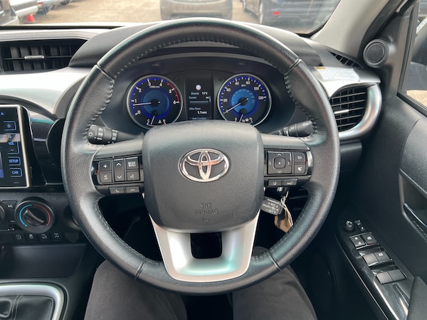 Used Toyota Hilux 2020 for sale - 74718967: Photo 29