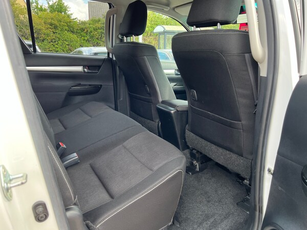 Used Toyota Hilux 2020 for sale - 74718967: Photo 38