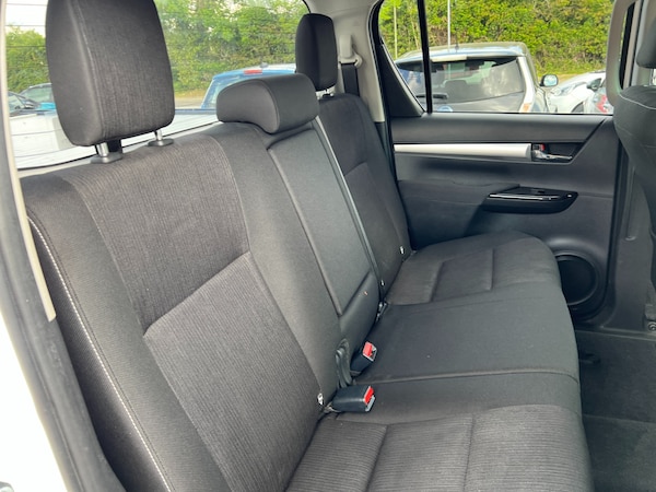 Used Toyota Hilux 2020 for sale - 74718967: Photo 40