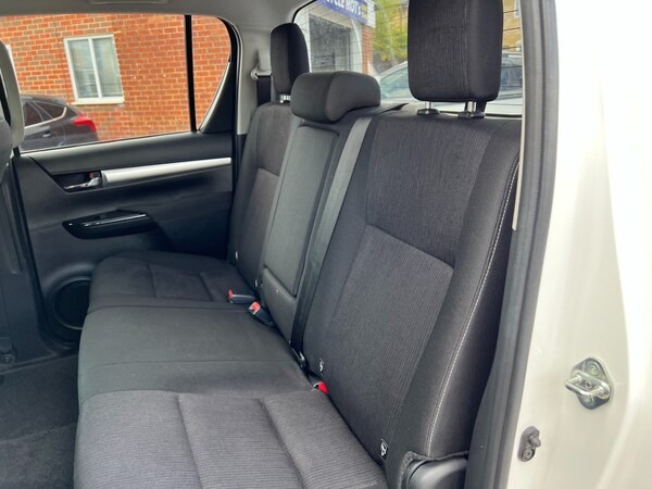 Used Toyota Hilux 2020 for sale - 74718967: Photo 44