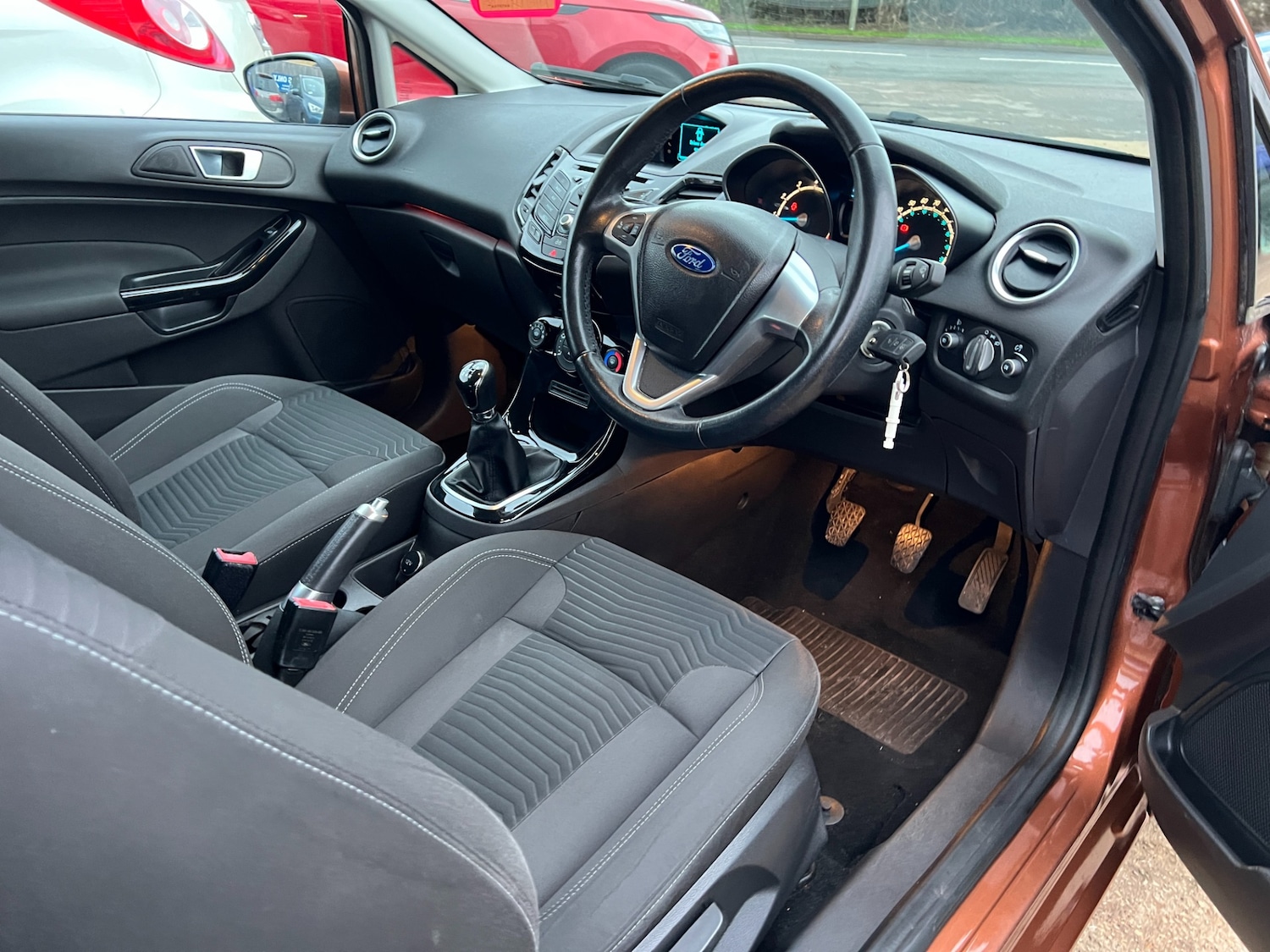 Used Ford Fiesta 2013 for sale - 76847335: Photo 25