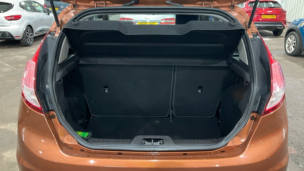 Used Ford Fiesta 2013 for sale - 76847335: Photo 8