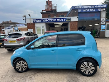 Used Volkswagen up! 2023 for sale - 78408150: Photo