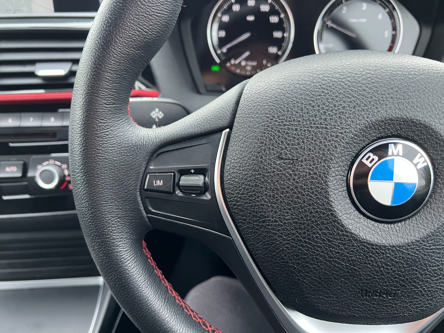 Used BMW 1 Series 2018 for sale - 77532460: Photo 26