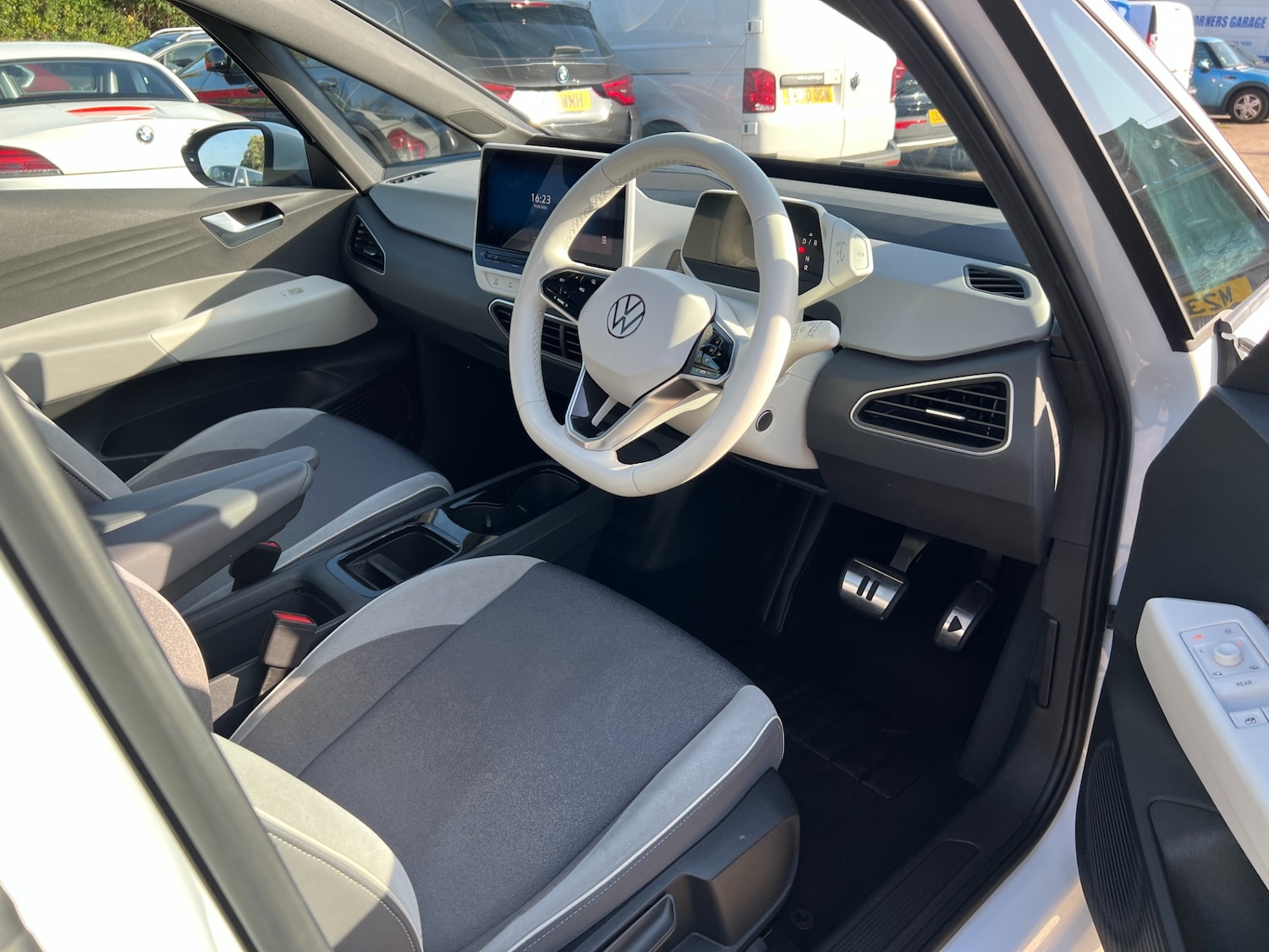 Vehicle 32