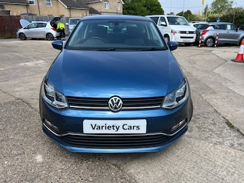 Used Volkswagen Polo 2016 for sale - 78565612: Photo