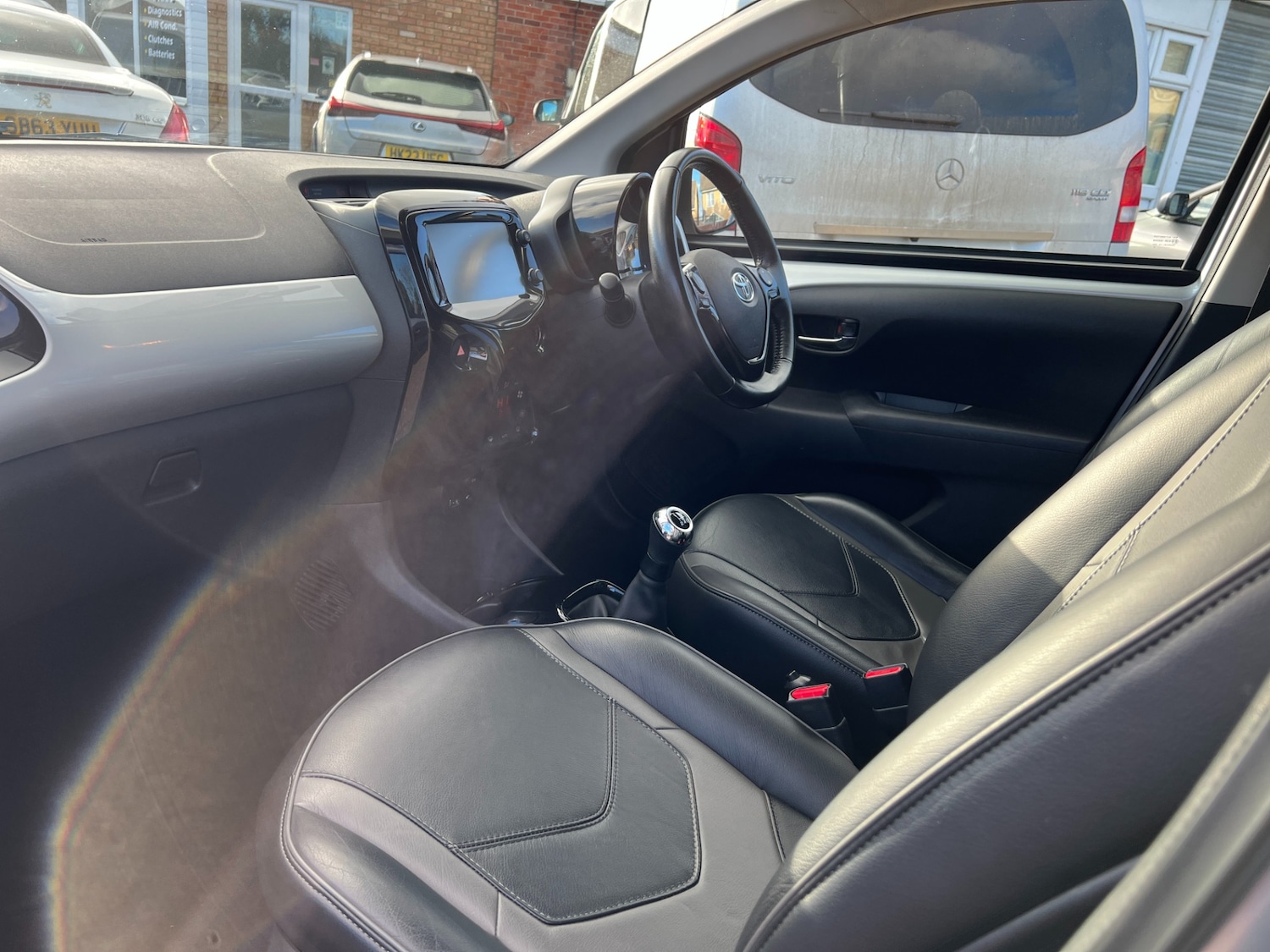 Used Toyota AYGO 2017 for sale - 76806951: Photo 11