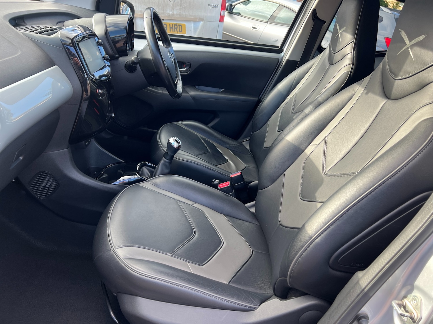 Used Toyota AYGO 2017 for sale - 76806951: Photo 12