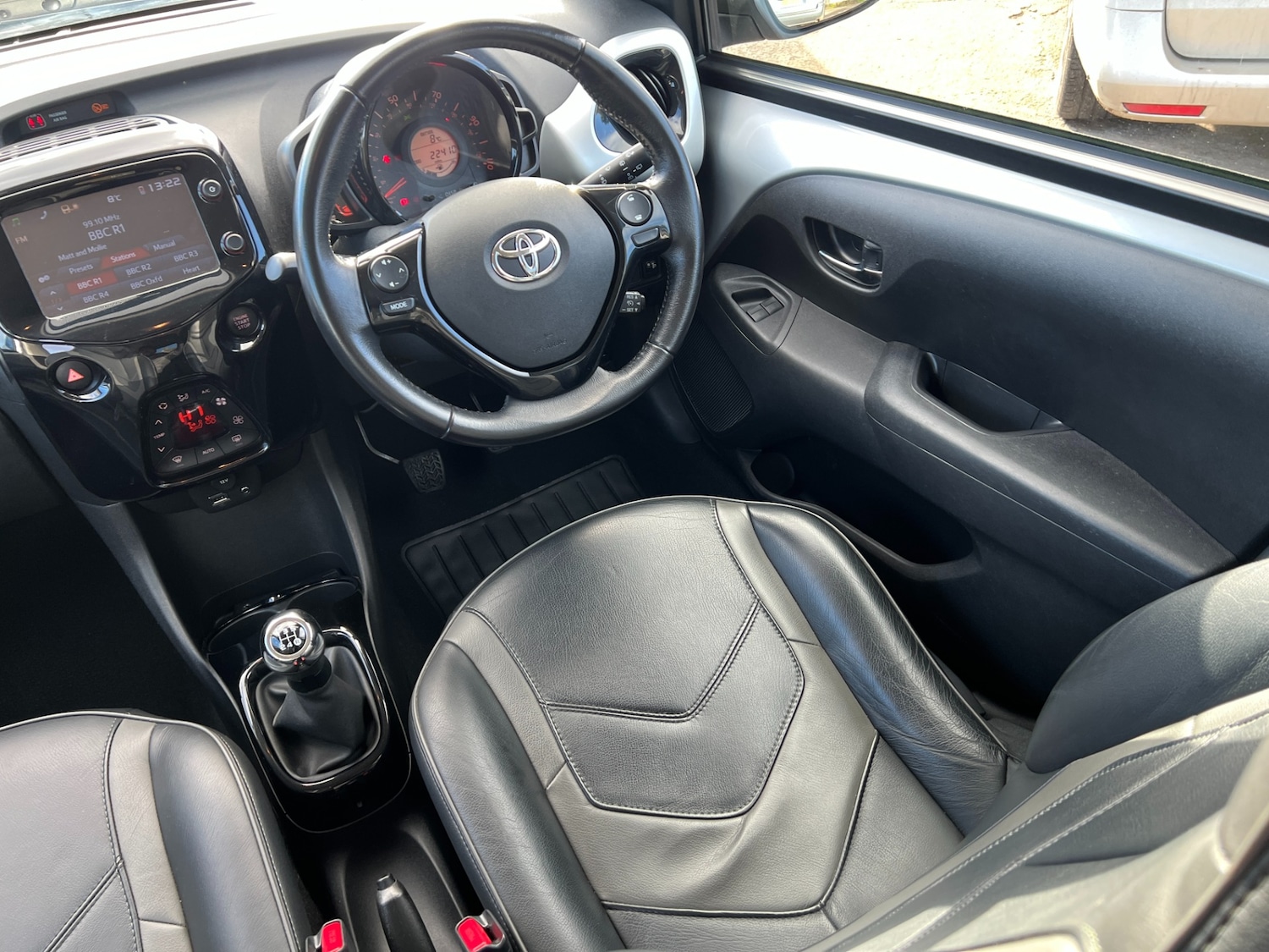 Used Toyota AYGO 2017 for sale - 76806951: Photo 15