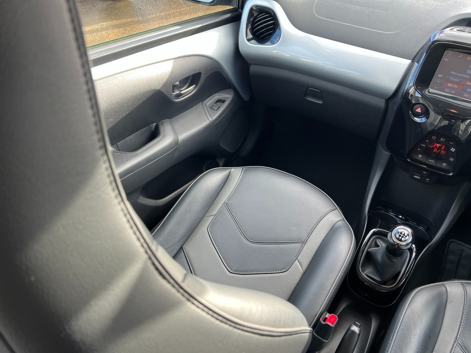 Used Toyota AYGO 2017 for sale - 76806951: Photo 16