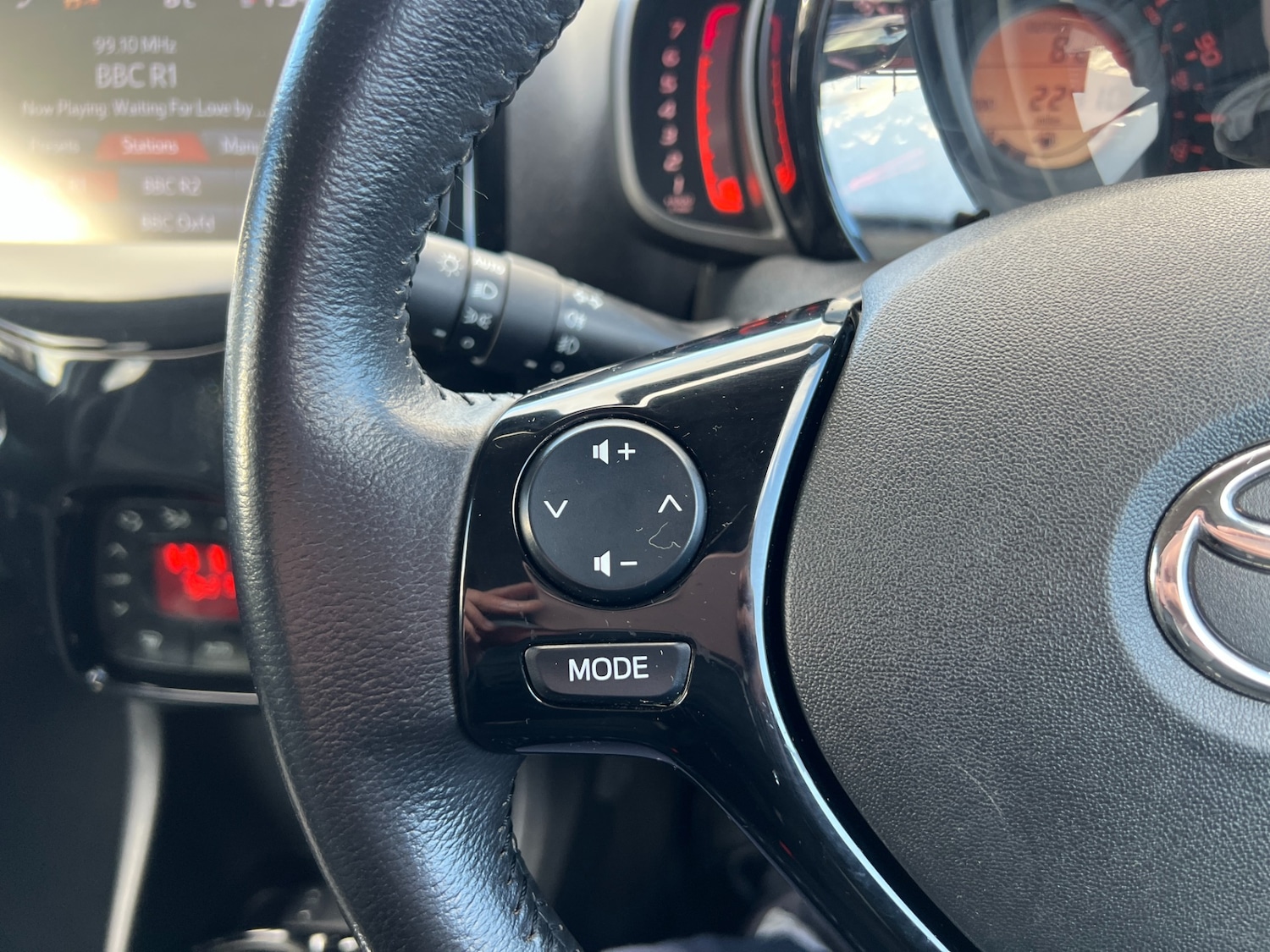 Used Toyota AYGO 2017 for sale - 76806951: Photo 26