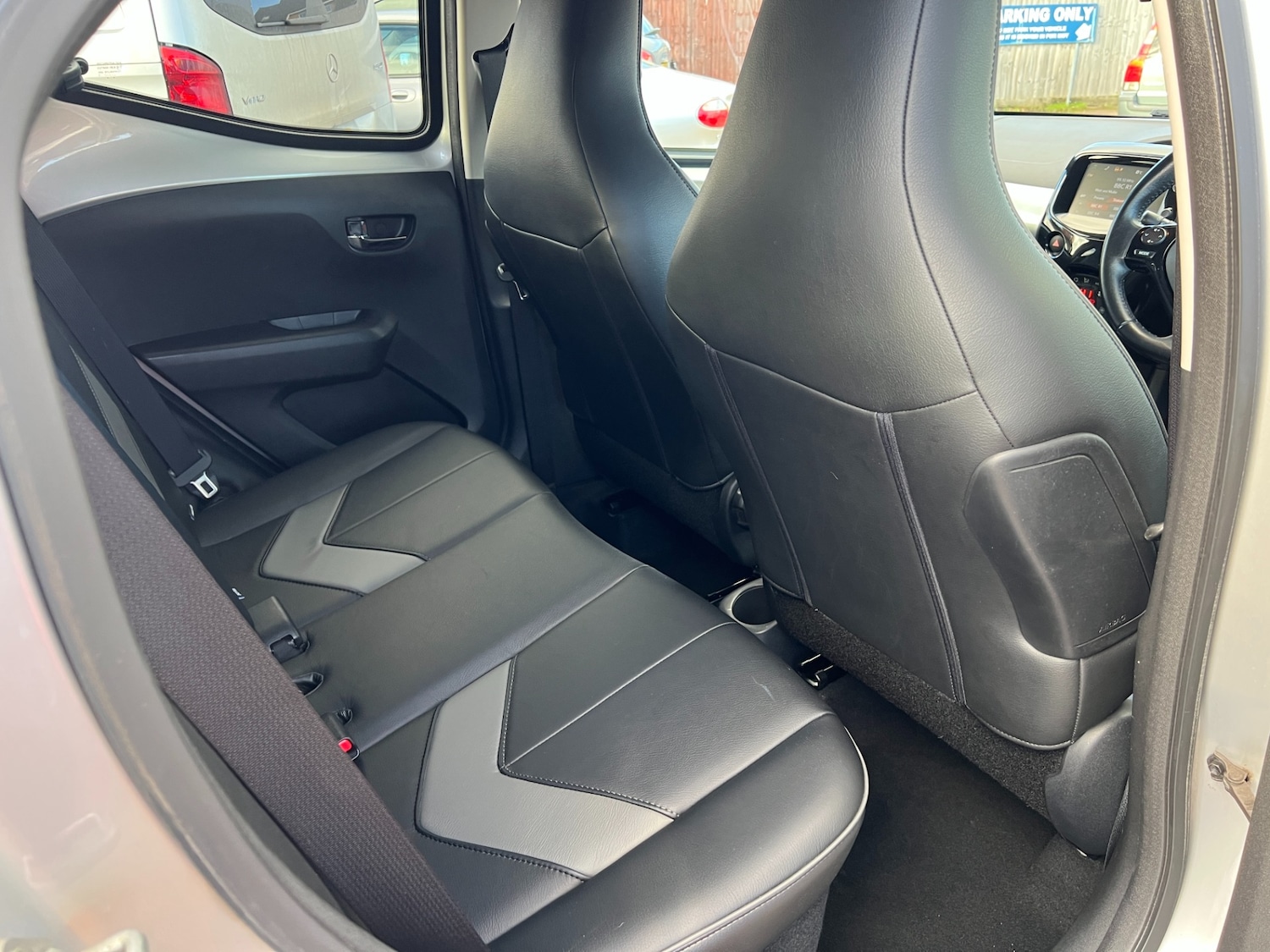 Used Toyota AYGO 2017 for sale - 76806951: Photo 33