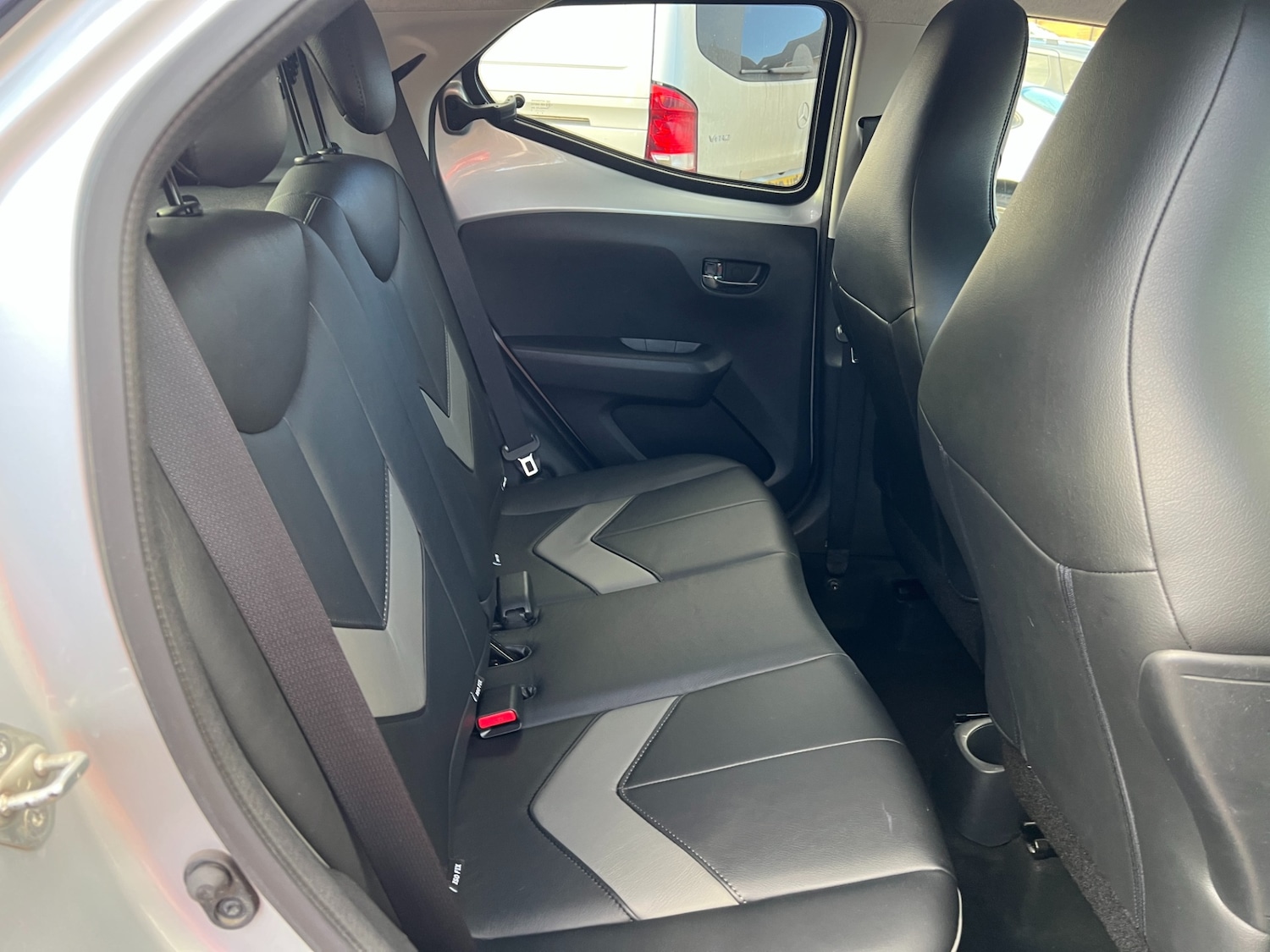 Used Toyota AYGO 2017 for sale - 76806951: Photo 34