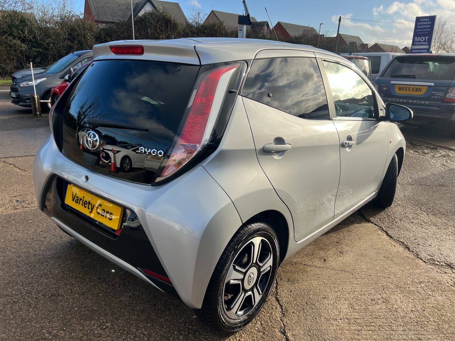 Used Toyota AYGO 2017 for sale - 76806951: Photo 8