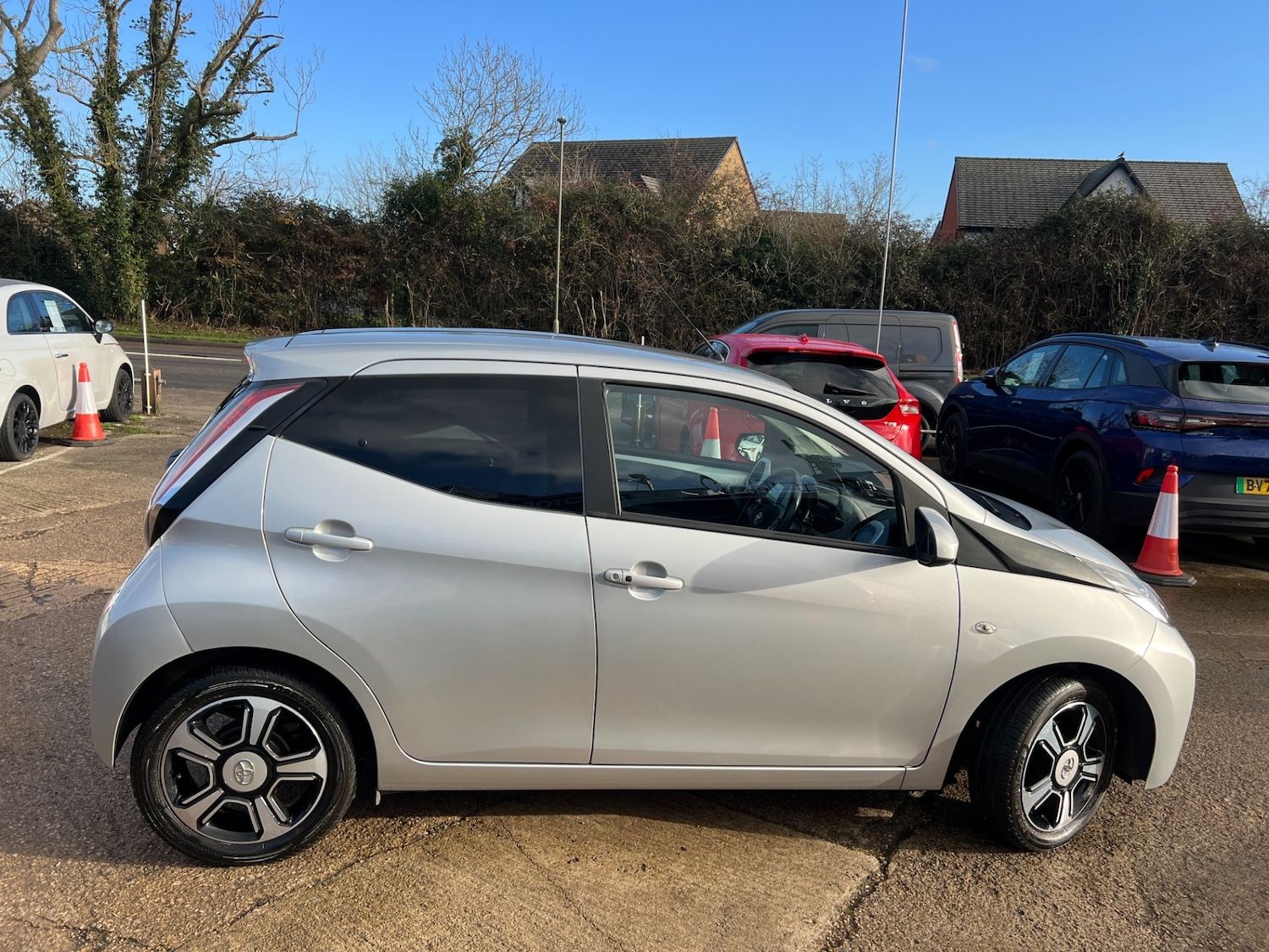 Used Toyota AYGO 2017 for sale - 76806951: Photo 9