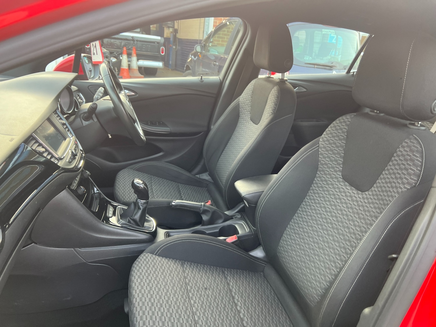 Used Vauxhall Astra 2017 for sale - 77778738: Photo 12