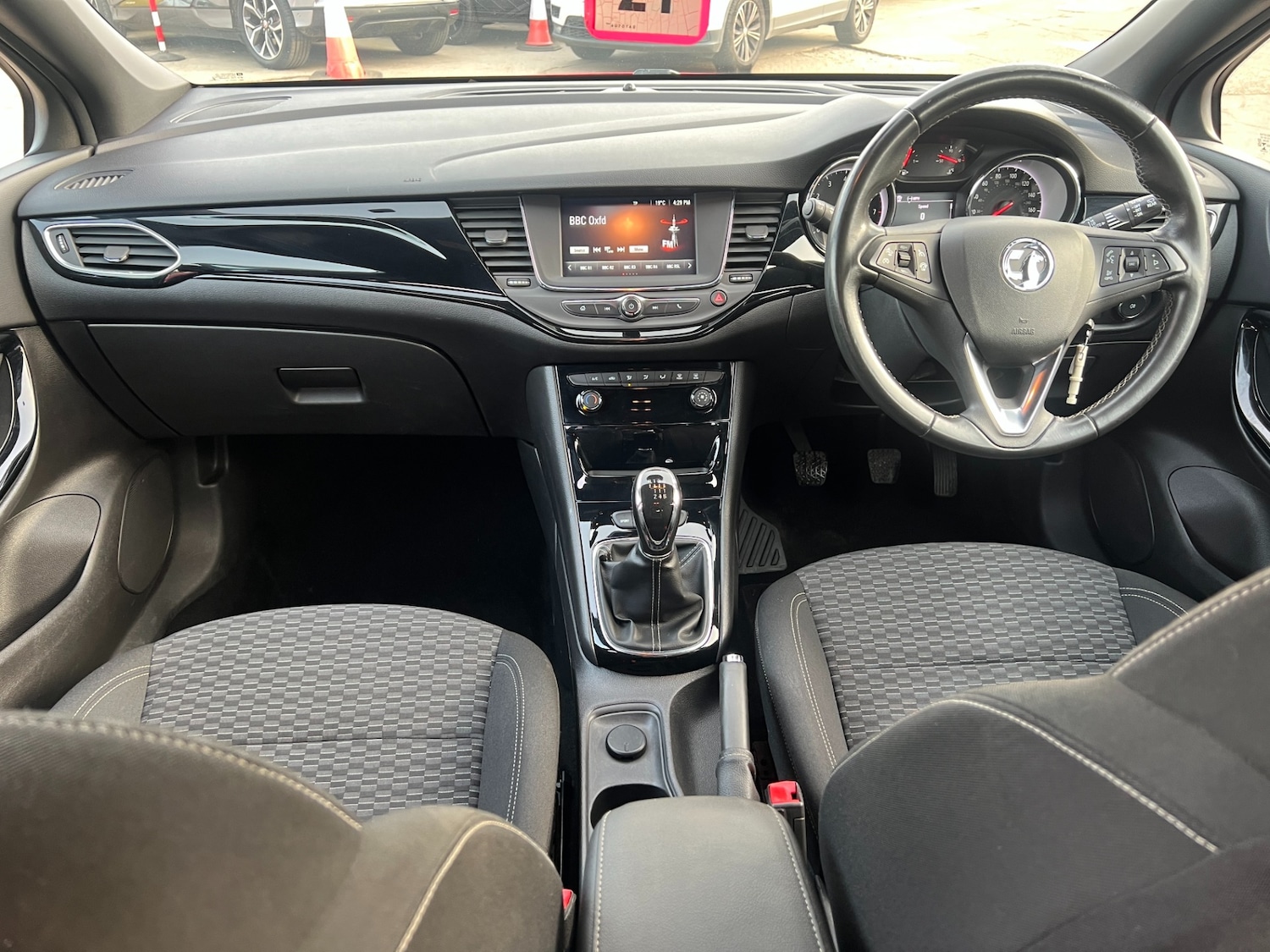 Used Vauxhall Astra 2017 for sale - 77778738: Photo 14