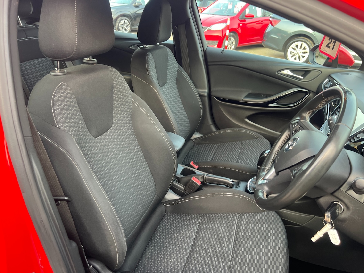 Used Vauxhall Astra 2017 for sale - 77778738: Photo 32