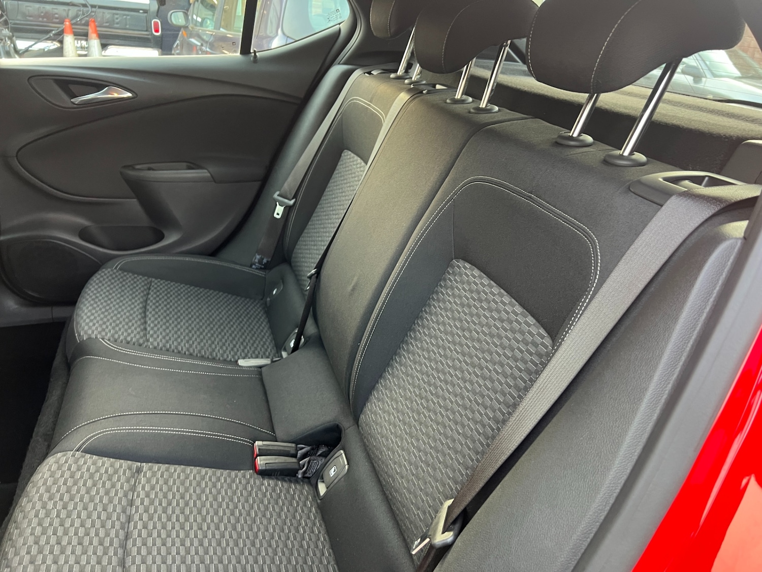 Used Vauxhall Astra 2017 for sale - 77778738: Photo 41