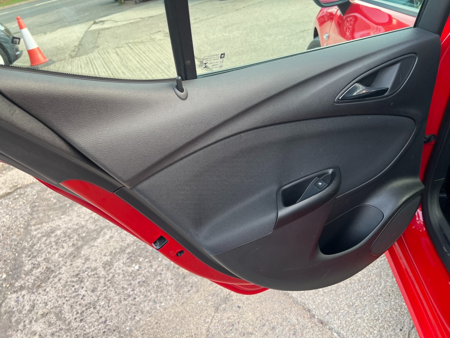 Used Vauxhall Astra 2017 for sale - 77778738: Photo 42