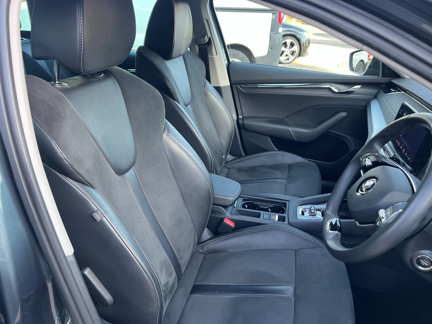 Used Skoda Octavia 2022 for sale - 77691109: Photo 34